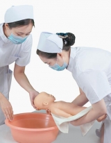 “康为医疗”新生儿洗浴训练模型